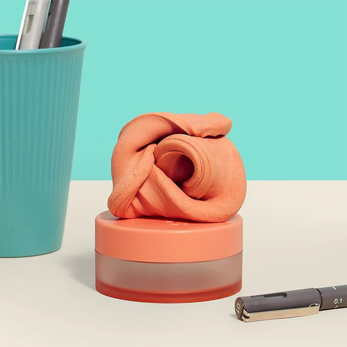 Clementine Blur Putty