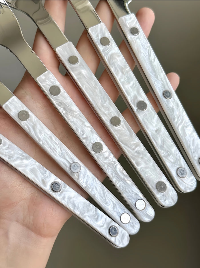 Flatware Set / Drifting Cloud