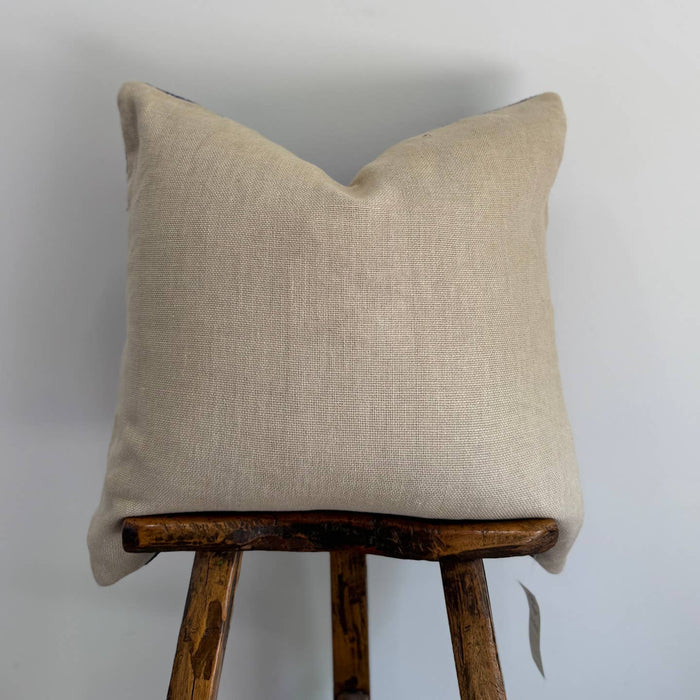Lucenne Pillow