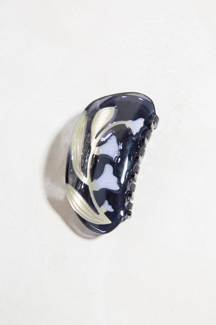 Moonflower Claw