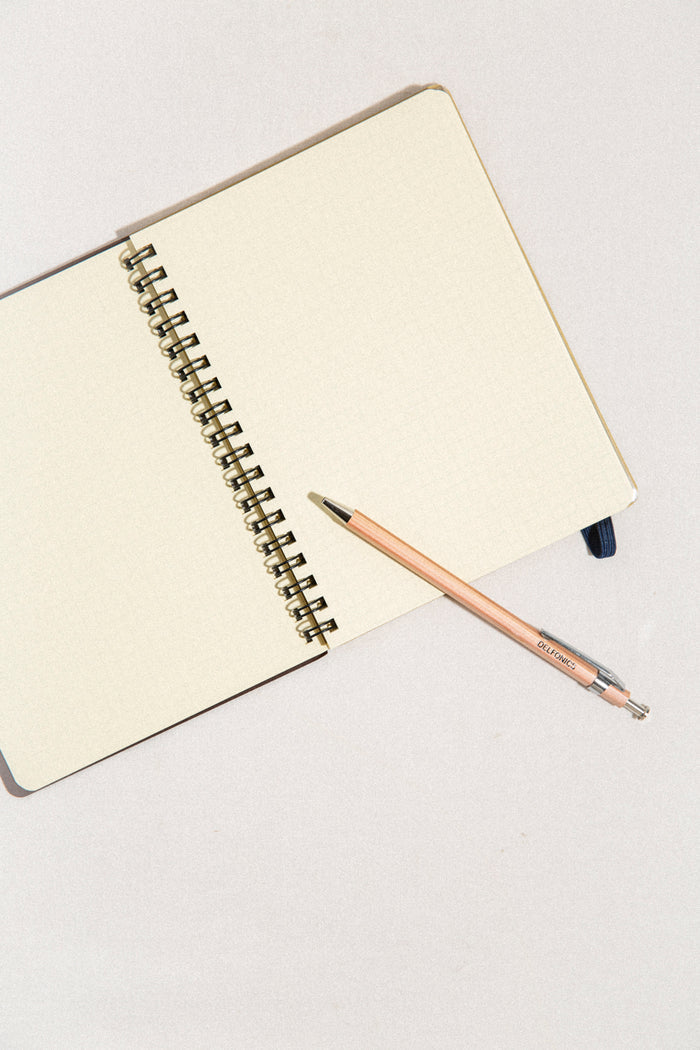 Rollbahn Gridded Notebook