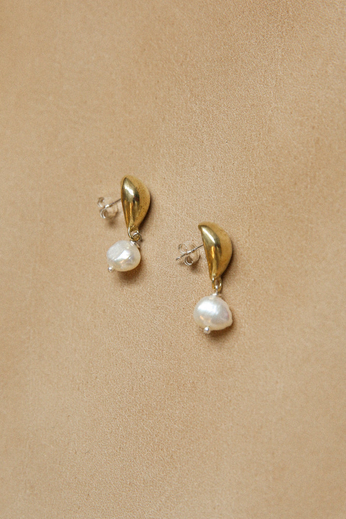 Surya Pearl Studs